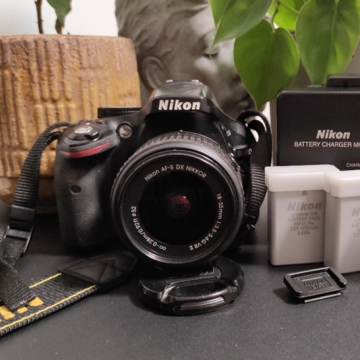 Zdjęcie oferty: Nikon D5200 + Nikkor 18-55mm + 3 akumulatory