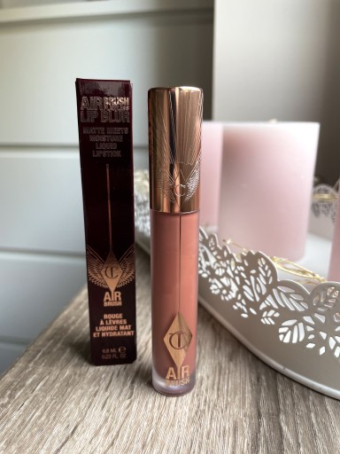 Zdjęcie oferty: Charlotte Tilbury Airbrush Flawless Honey Blur