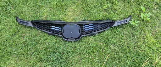 Zdjęcie oferty: atrapa chłodnicy mazda 2