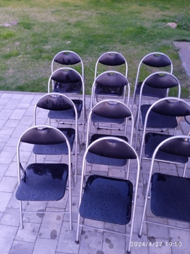 Zdjęcie oferty: Rozkładane krzesła 12 sztuk 