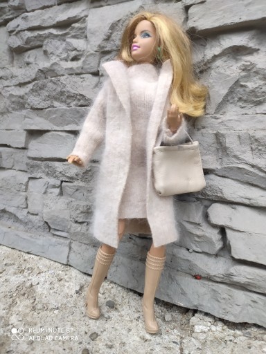 Zdjęcie oferty: BARBIE   ubranka dla Barbie sliczny zestaw 