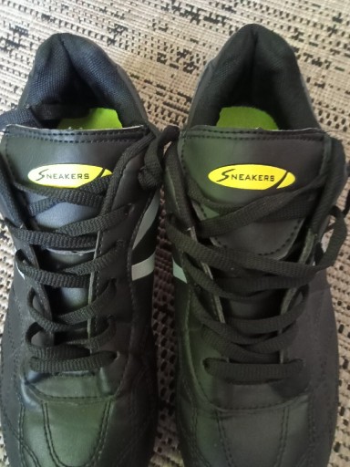 Zdjęcie oferty: Buty sportowe korki Sneakers roz 38 