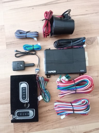 Zdjęcie oferty: Autoalarm , system alarmowy Viper 5701