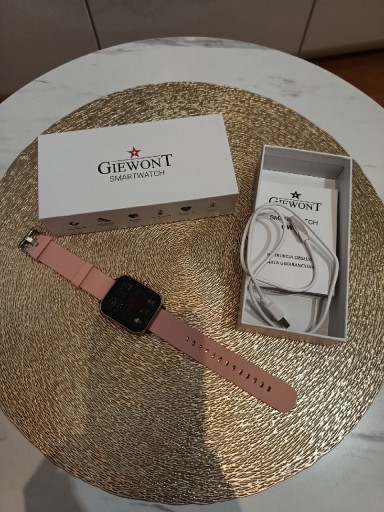 Zdjęcie oferty: Smartwatch firmy Giewont