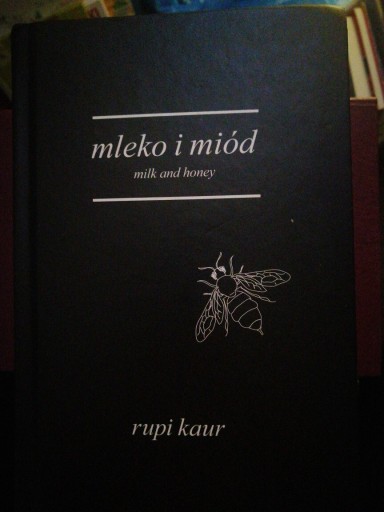 Zdjęcie oferty: MLEKO I MIÓD-Rupi Kaur