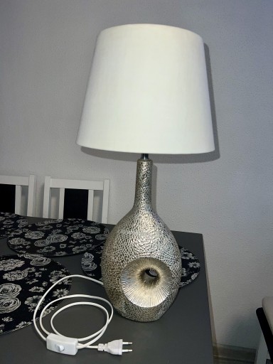 Zdjęcie oferty: Lampa do salonu 
