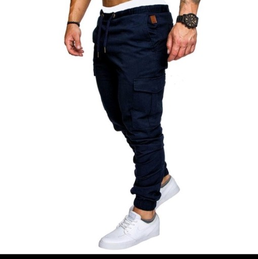 Zdjęcie oferty: Spodnie  bojówki,męskie Nowe"L"i"XL" (120#)