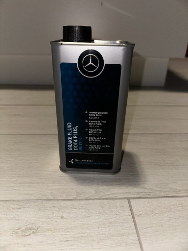 Zdjęcie oferty: Płyn hamulcowy Mercedes-Benz OE DOT4+ 331.0
