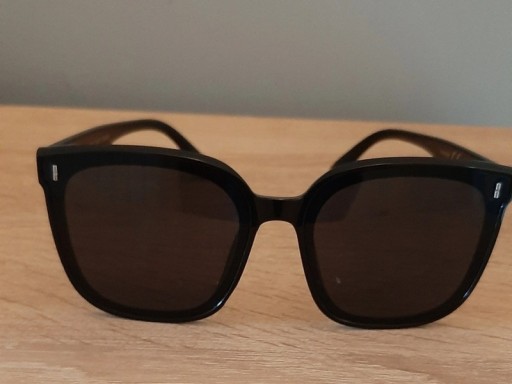 Zdjęcie oferty: Kwadratowe czarne okulary, damskie