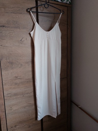 Zdjęcie oferty: Długa sukienka z rozcięciem midi letnia plażowa