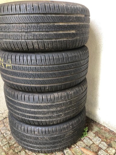 Zdjęcie oferty: Komplet opon Pirelli All Season 255/45/19. 