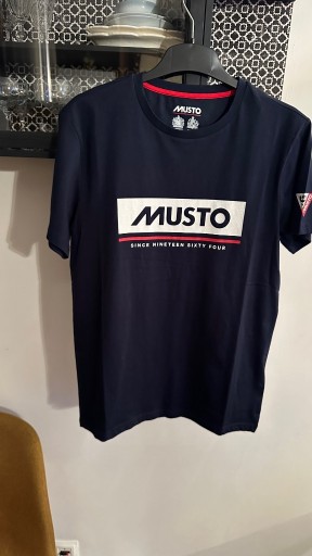 Zdjęcie oferty: Tshirt MUSTO Medium M