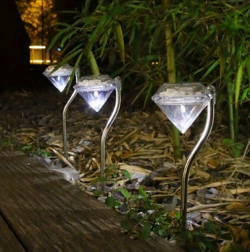 Zdjęcie oferty: LAMPY SOLARNE LED 4SZT DIAMENT światło białe Ogród