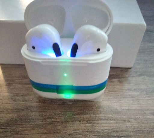 Zdjęcie oferty: White wireless dots