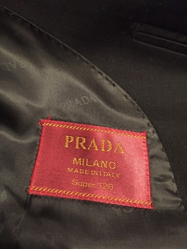 Zdjęcie oferty: Marynarka Prada r. L  (100% wełna)