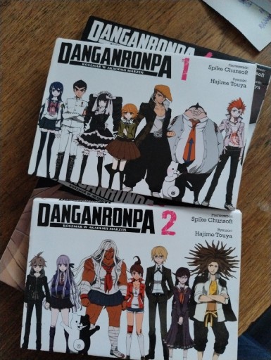 Zdjęcie oferty: Danganronpa Koszmar Akademii Marzeń Tomy 1-4.