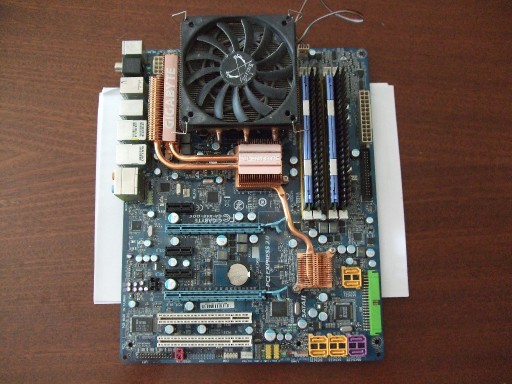 Zdjęcie oferty: Płyta główna GIGABYTE GA-X48-DQ6 z procesorem i pamięcią DDR-2