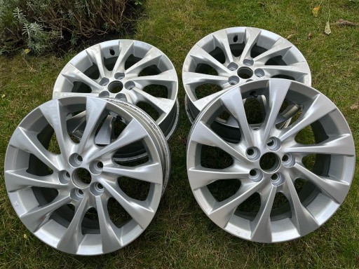 Zdjęcie oferty: 4x ALUFELGI LEXUS TOYOTA 16" 5x100, ET45, fi 54,1