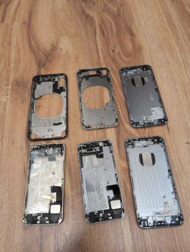 Zdjęcie oferty: Korpusy iPhone uszkodzone