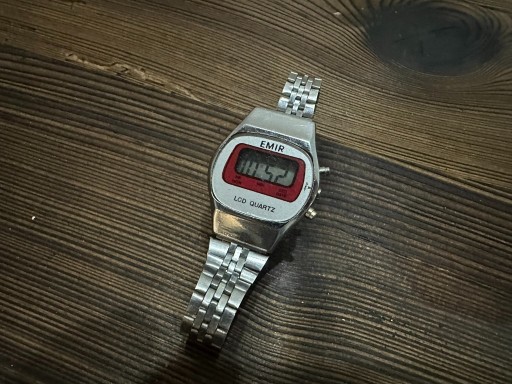 Zdjęcie oferty: zegarek Emir LCD - klasyka - PRL - bdb!