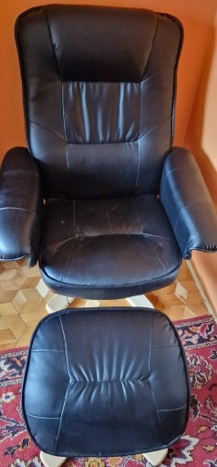 Zdjęcie oferty: Fotel czarny skóropodobny