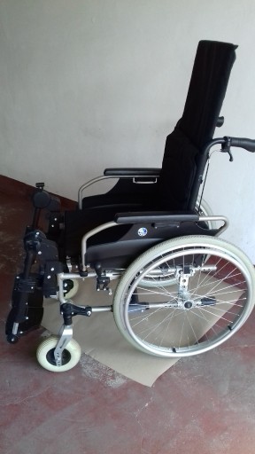 Zdjęcie oferty: Wózek inwalidzki Vermeiren V 300, do sprzedania