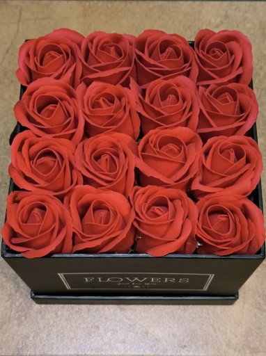 Zdjęcie oferty: Flower box mydlane róże