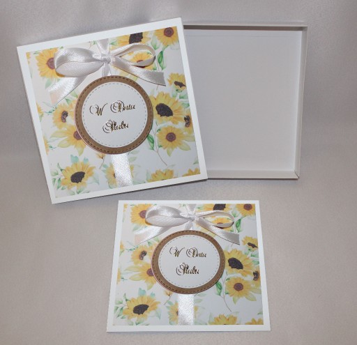 Zdjęcie oferty: Kartka w pudełku na ślub słoneczniki kwiaty ślubna