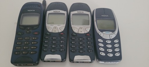 Zdjęcie oferty: Nokia 4 sztuki - 3310-6150- i 2 sztuki 6210