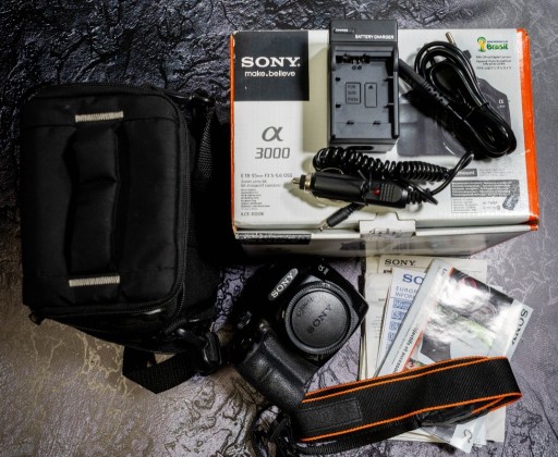 Zdjęcie oferty: Bezlusterkowiec Sony A3000 przebieg 8537 zdjęć