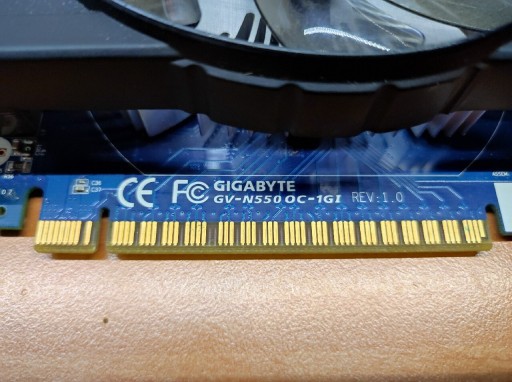 Zdjęcie oferty: Karta graficzna Gigabyte GeForce  GTX 550ti