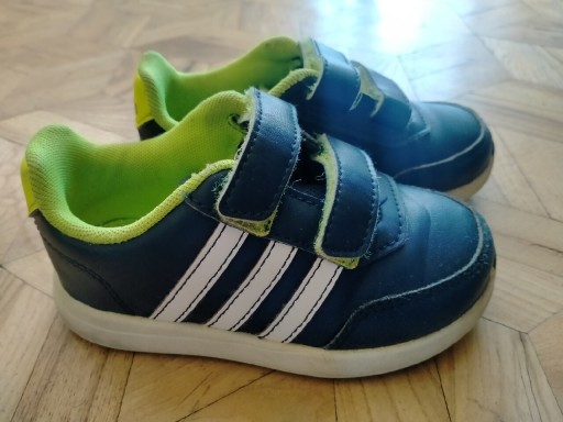 Zdjęcie oferty: Buty dziecięce Adidas rozm.24