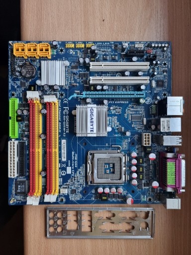 Zdjęcie oferty: Płyta główna Gigabyte GA-Q35M-S2 4x DDR2 775 intel