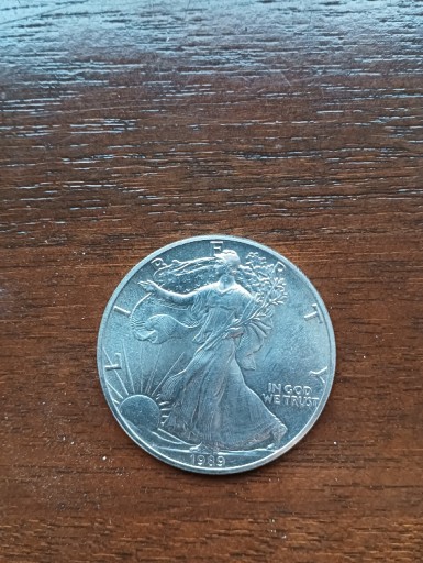 Zdjęcie oferty: 1 dolar moneta srebrna Ag orzeł 1989 rzadka orygin