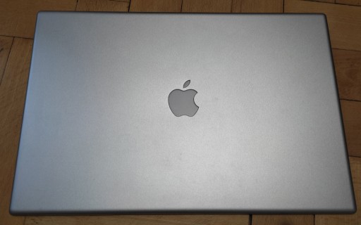 Zdjęcie oferty: Pokrywa matrycy PowerBook G4 17" A1107 idealna