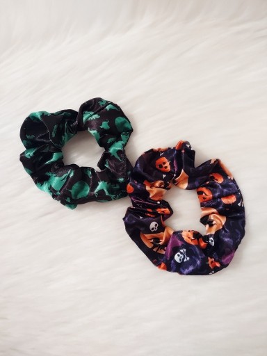 Zdjęcie oferty: Gumki Do Włosów Scrunchies (2 szt.) 