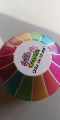 Zdjęcie oferty: L.O.L. Loves CRAYOLA Studio artystyczne akcesoria i lalka kapsuła cena za 2