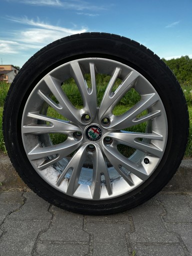 Zdjęcie oferty: Felgi aluminiowe 7,5Jx17H2 do Alfa Romeo Gulietta