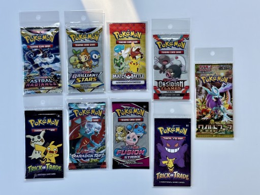 Zdjęcie oferty: ZESTAW 9 ORYGINALNYCH BOOSTERKÓW POKEMON / OKAZJA