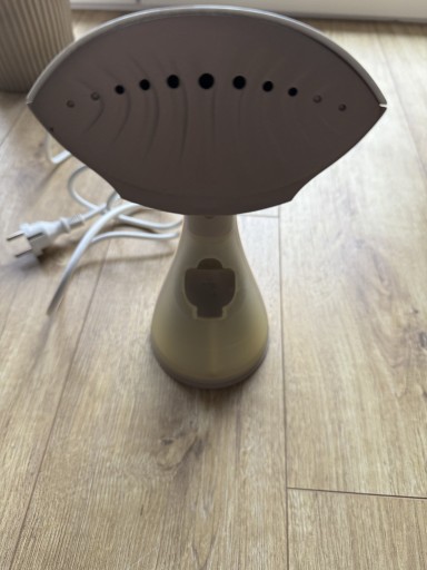 Zdjęcie oferty: Parownica do ubrań steamer żelazko Philips GC442