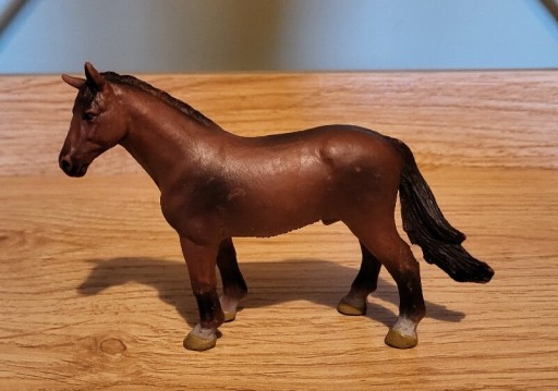 Zdjęcie oferty: Bullyland koń hanowerski ogier figurka wycofana