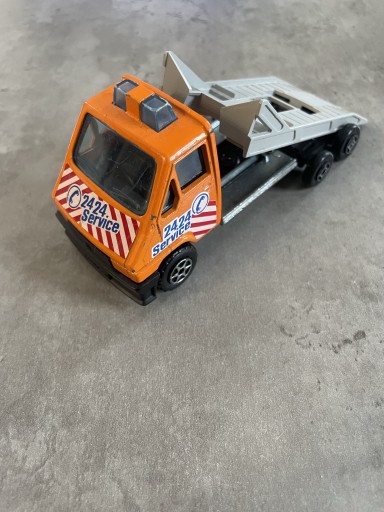 Zdjęcie oferty: Majorette Laweta Renault Master T35 Skala 1:45