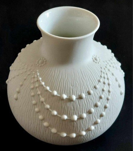 Zdjęcie oferty: AK Kajser Art Deco wazon porcelanowy biskwit 