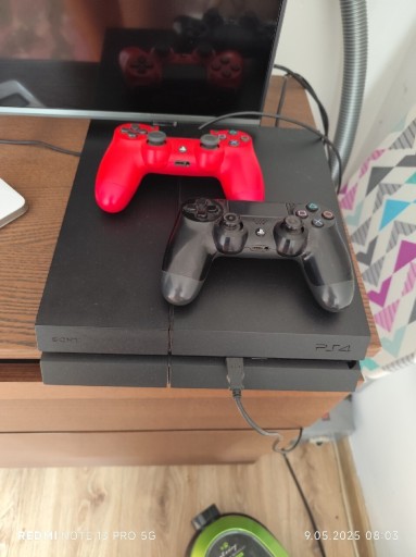 Zdjęcie oferty: Ps 4,500gb model cuh-1004a