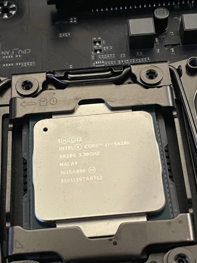 Zdjęcie oferty: Intel Core i7-5820K 3.3GHz Socket 2011-3