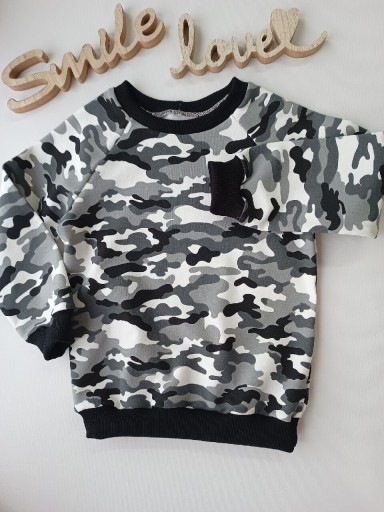 Zdjęcie oferty: Bluza moro rozmiar 110