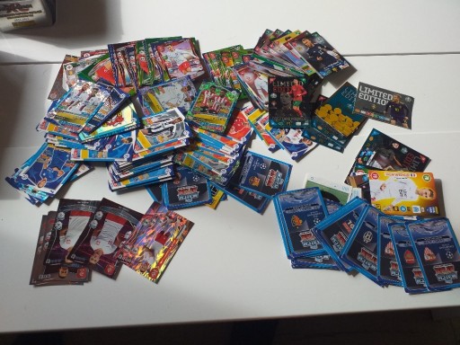 Zdjęcie oferty: Karty piłkarskie Match Attax ponad 200 sztuk