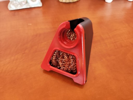 Zdjęcie oferty: Podstawka do lutownicy z czyścikiem