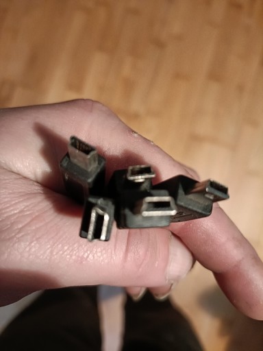 Zdjęcie oferty: Kabel USB do ładowania
