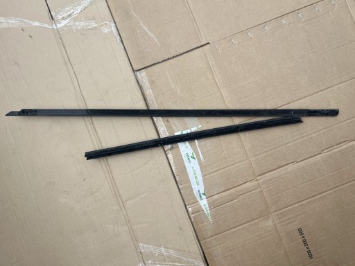 Zdjęcie oferty: LISTWA ZGARNIAJĄCA PRAWY PRZÓD JAGUAR F-PACE FPACE 16-